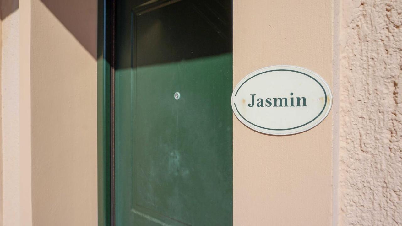 Jasmine Glyfada Beach Eksteriør bilde